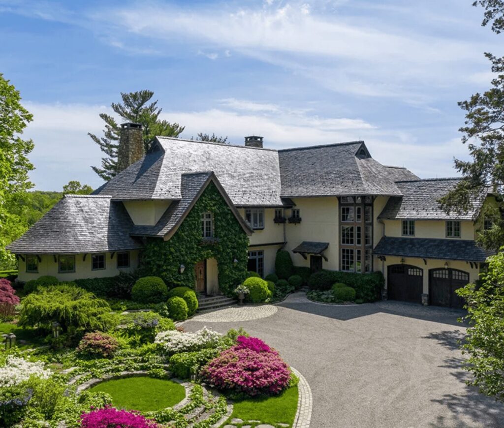 Rockledge Farm, a bespoke architectural masterpiece by Andrew Chary Architects, exemplifies their poetic and meticulous approach, creating an heirloom-quality haven in the Adirondacks.