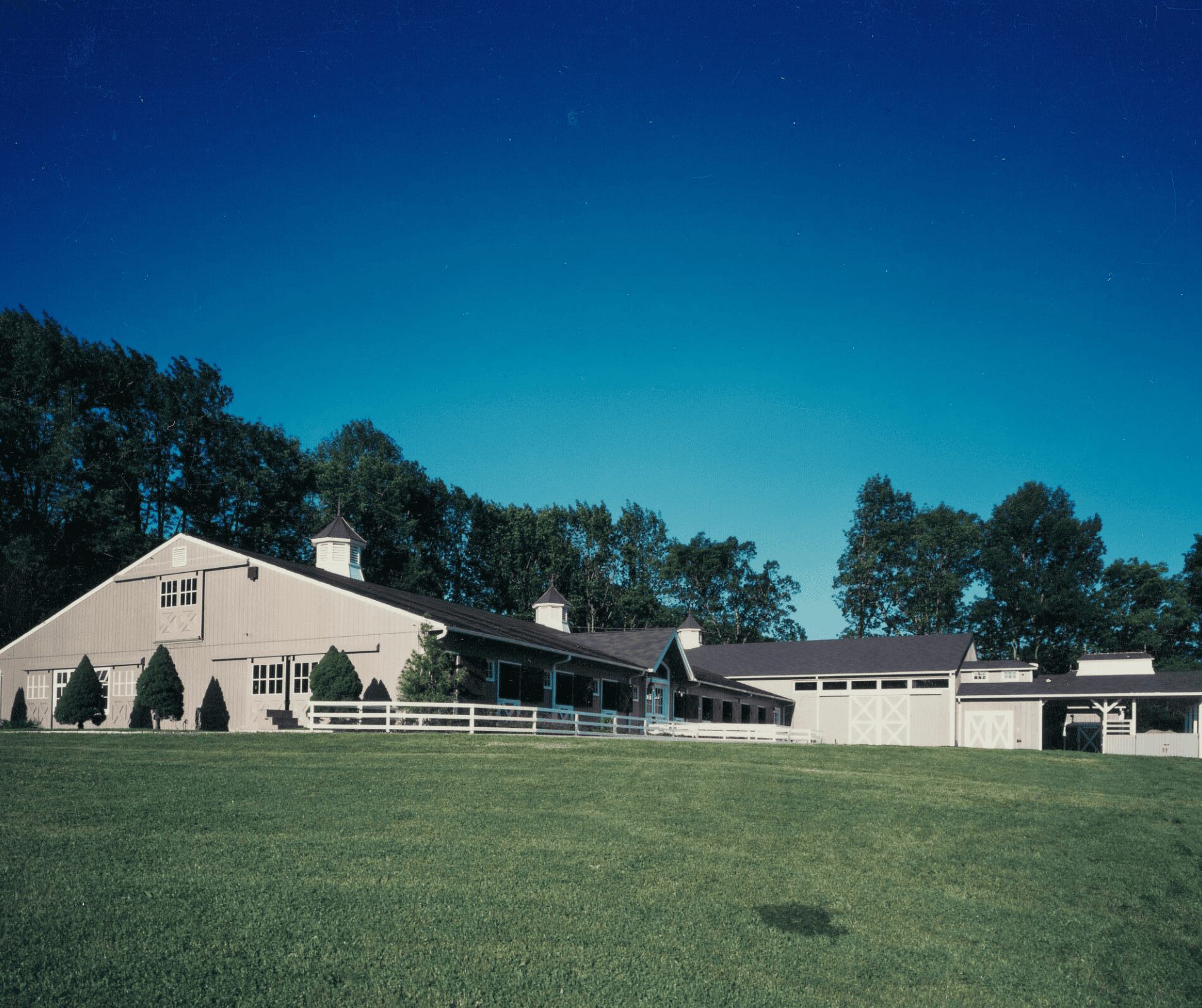 Morning Birdstone Farm Andrew Chary Architect